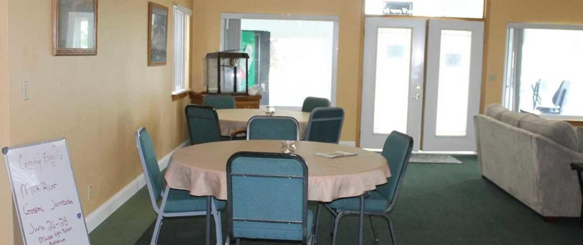 Country Inn Malta Exterior photo